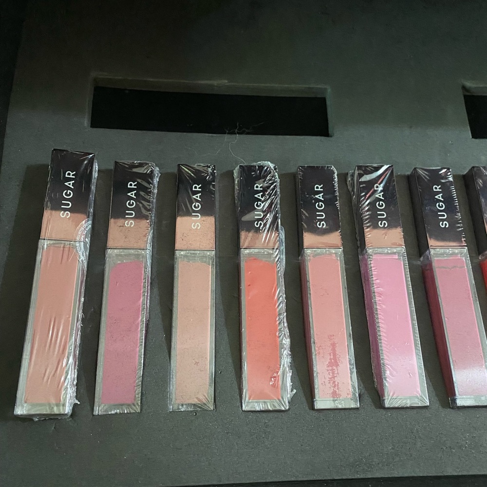 Brand new SUGAR COSMETICS PR box - Picture 3 of 6